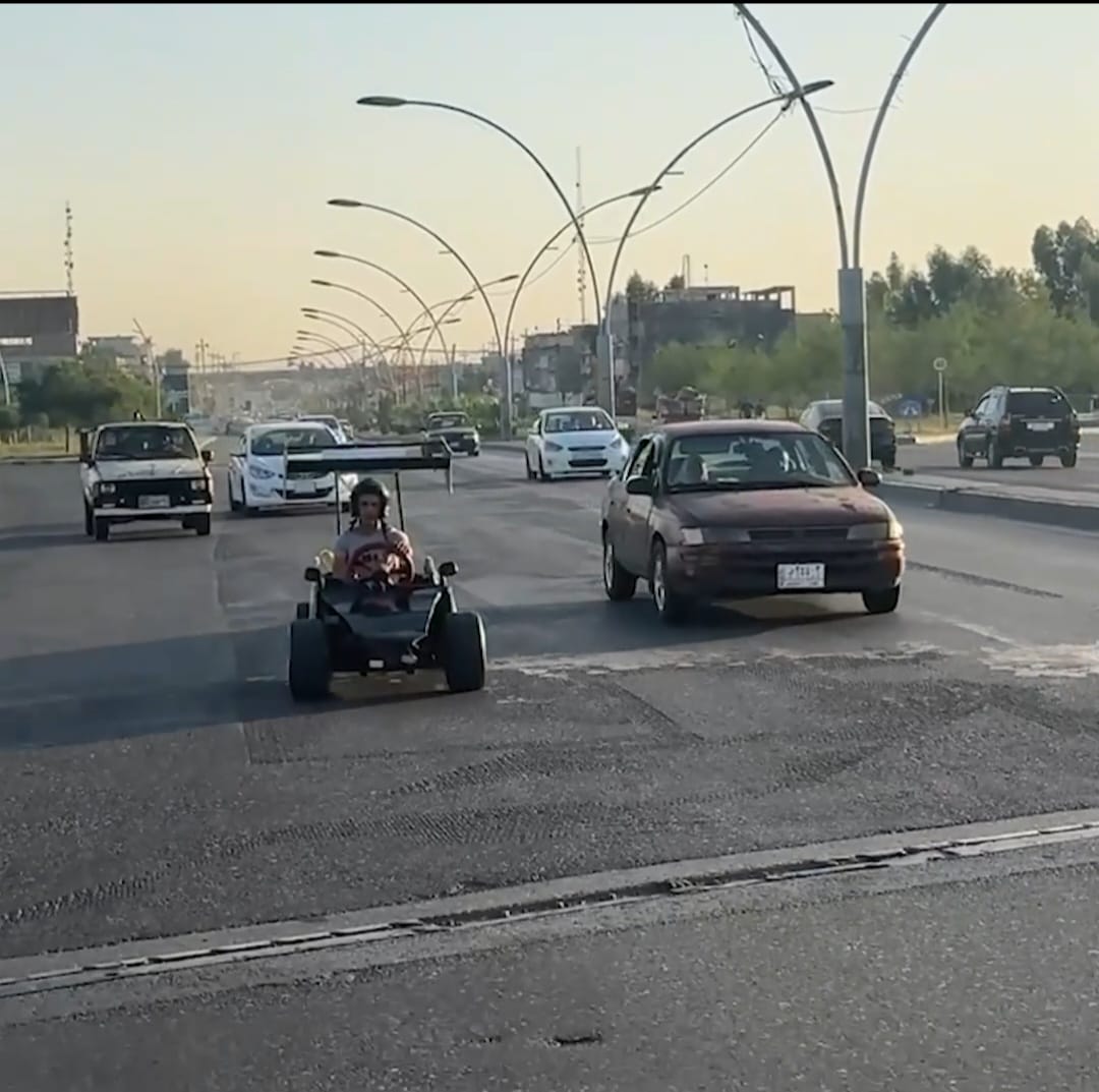 Mosul man builds small car from scrap becoming a local star