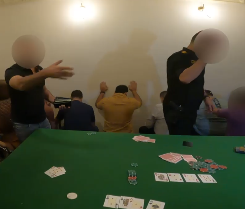 Iraqi National Security Service arrests 21 in crackdown on illegal gambling operations