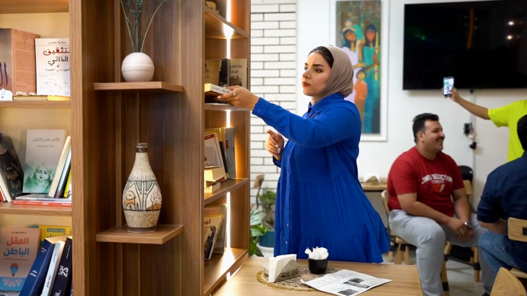 Pharmacist Hadeel Raad opens Tiffany Café in Kut, fostering youth development