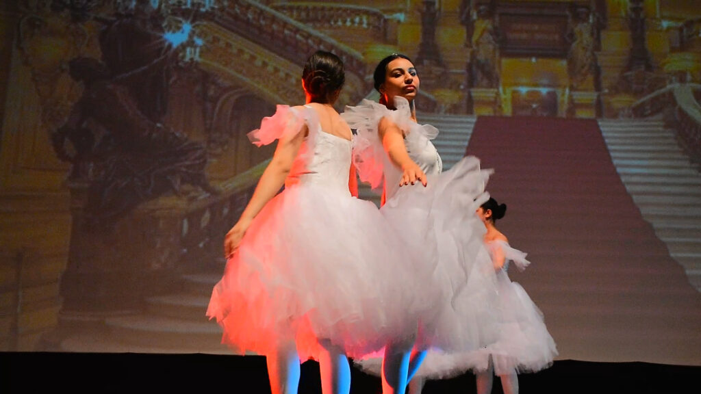 Baghdad hosts ballet and cultural event for belated Human Rights Day celebration