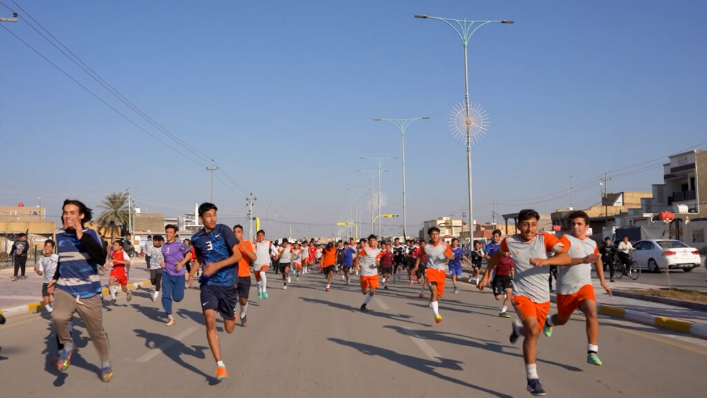 Hundreds run race promoting health and sustainability in Wasit's Al-Hayy