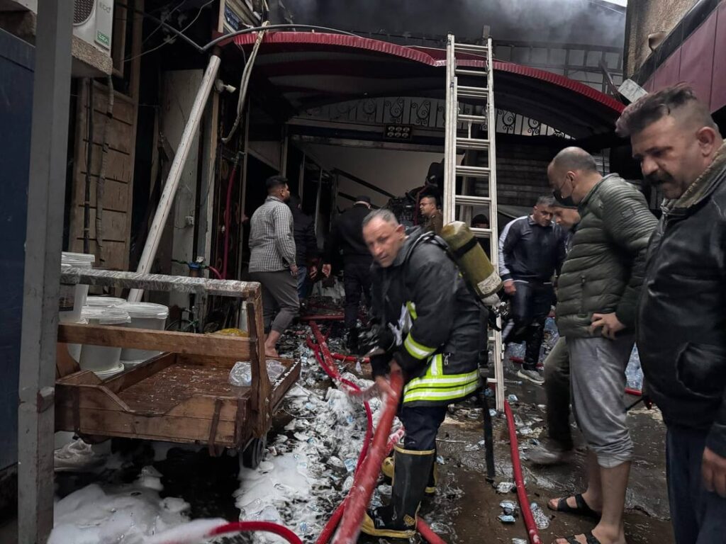 Firefighters extinguish market blaze in Kut to avert commercial disaster