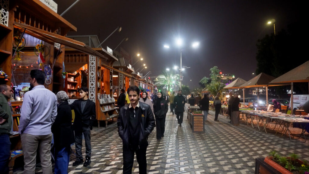 Literary works dominate book sales in Basra’s Al-Farahidi street