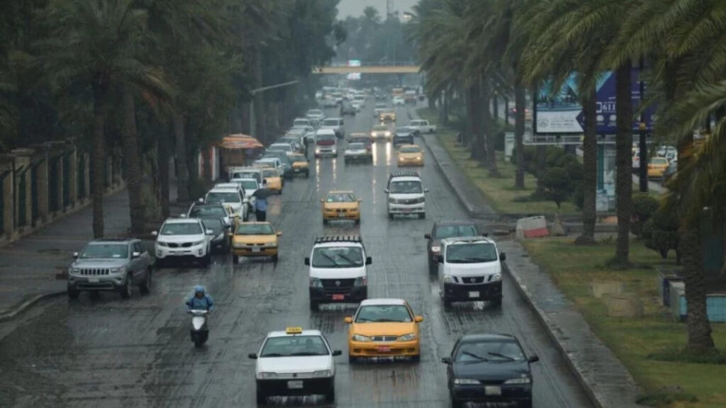 Rain to continue in north before gradual clearance through weekend