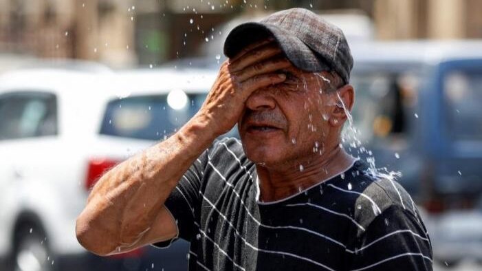 Hot weather to persist across Iraq with dust expected Wednesday